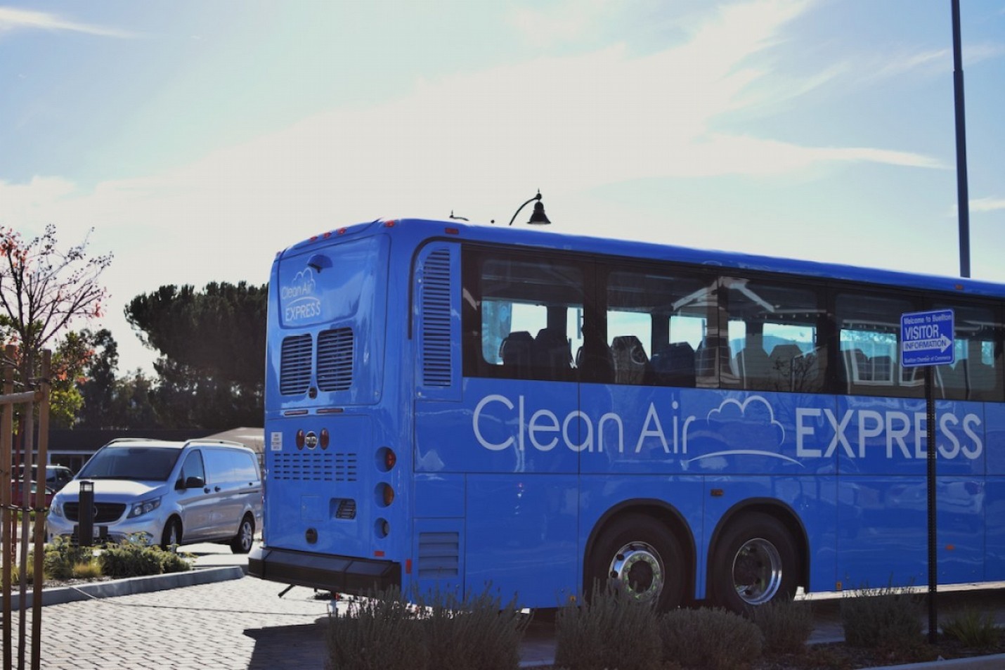 Exterior view of new Zero-Emissions Bus at unveiling 1/28/2022.